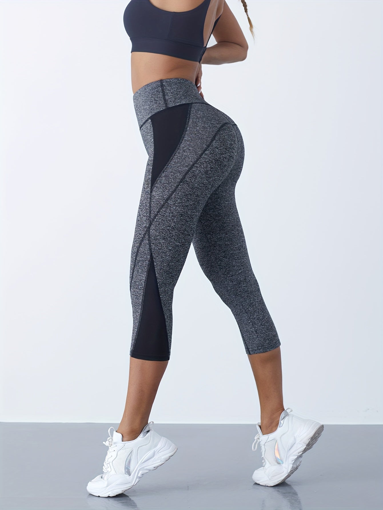Emilia Capri Yoga Pants