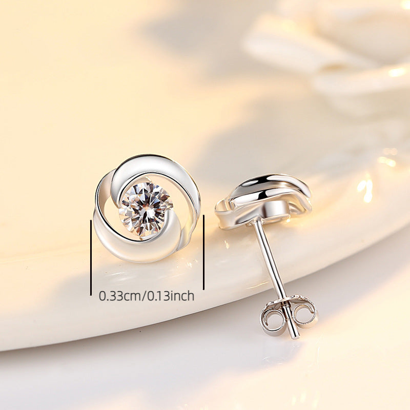 Alice Round Shaped Stud Earrings