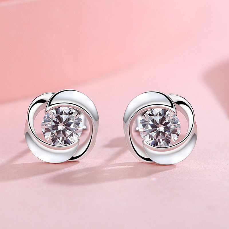 Alice Round Shaped Stud Earrings