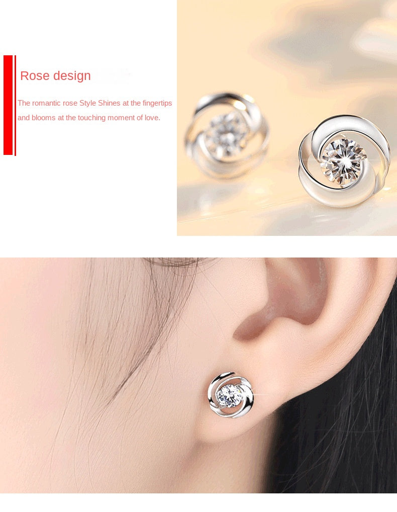 Alice Round Shaped Stud Earrings