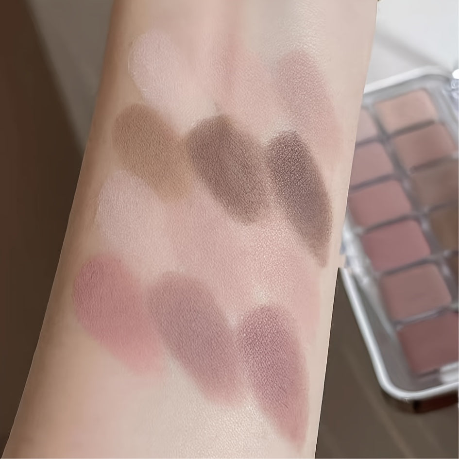 12-Color Eyeshadow Palette