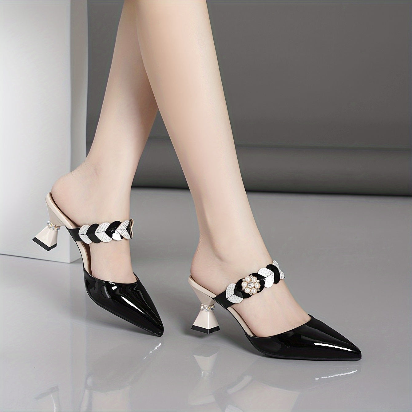 Aurora Pearl Heart Slides