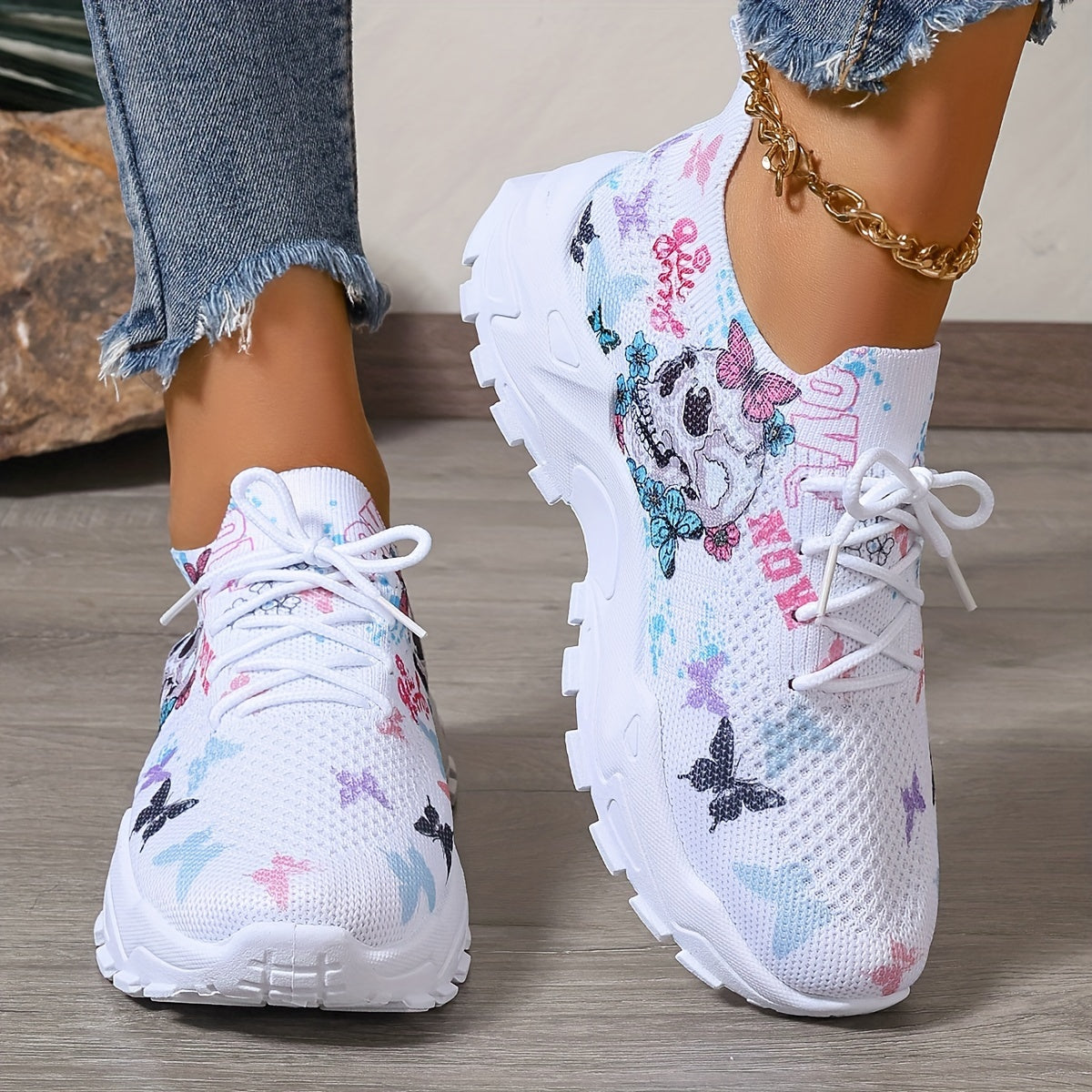 Zoe Sports Sneakers