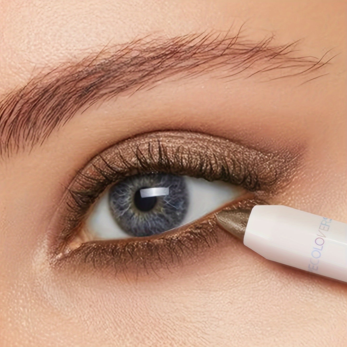 Pearlescent Eyeshadow & Eyeliner Pencil Set
