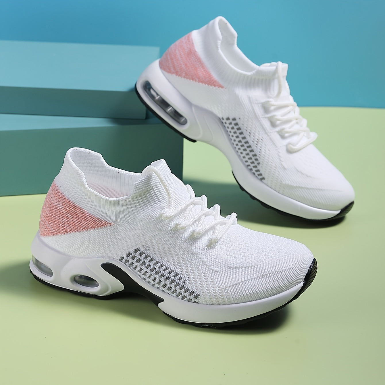 Isla Sneakers