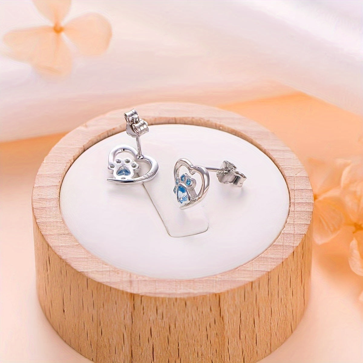 Isla Stud Earrings
