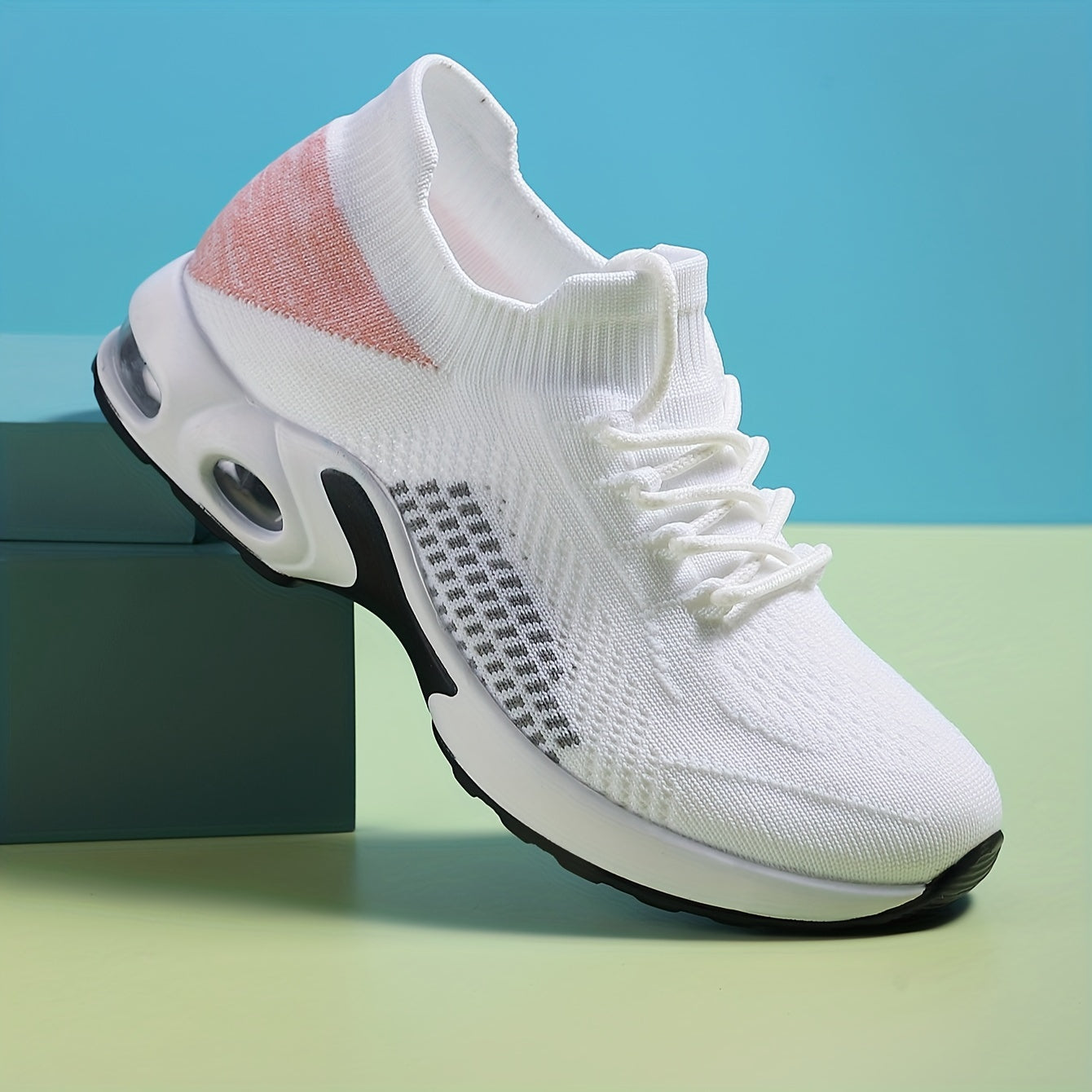 Isla Sneakers