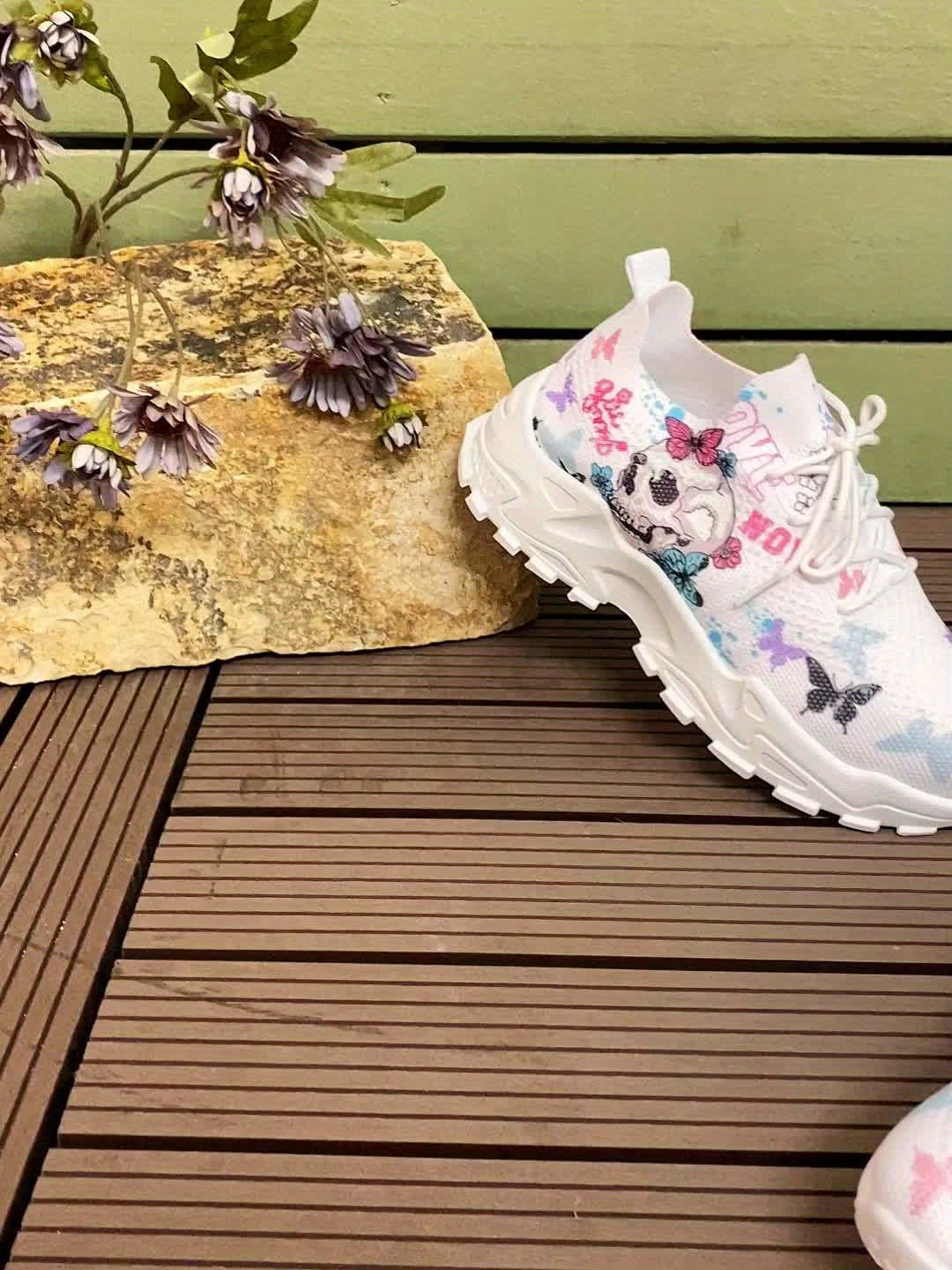 Zoe Sports Sneakers