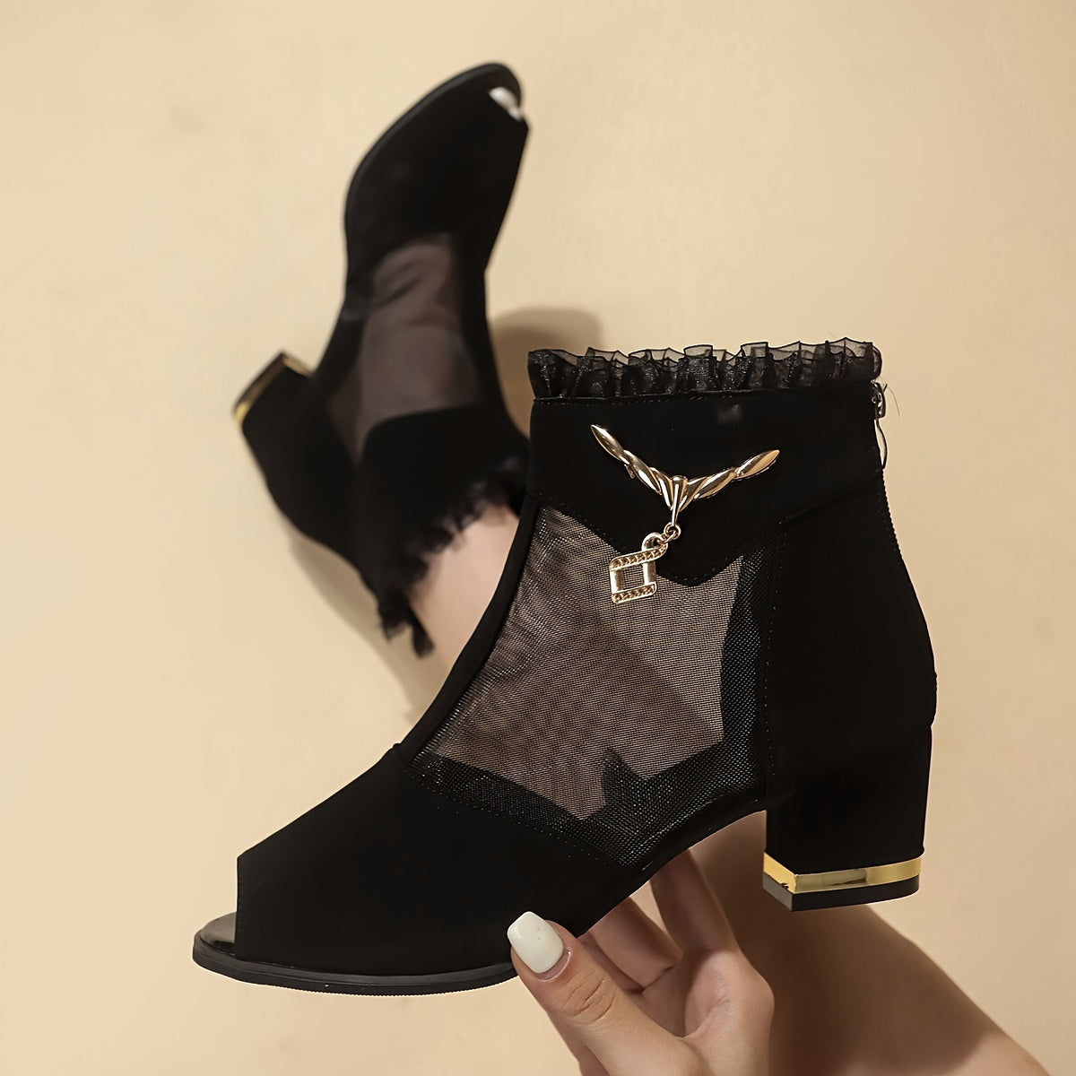 Austin9 Chunky Heel Sandals