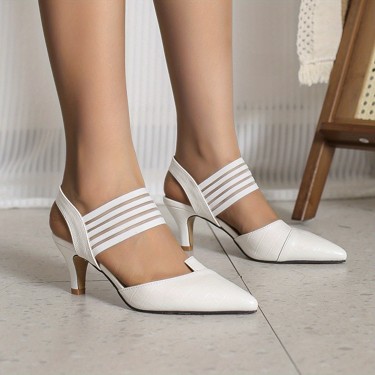 Camden5 Mid-Heel Pumps