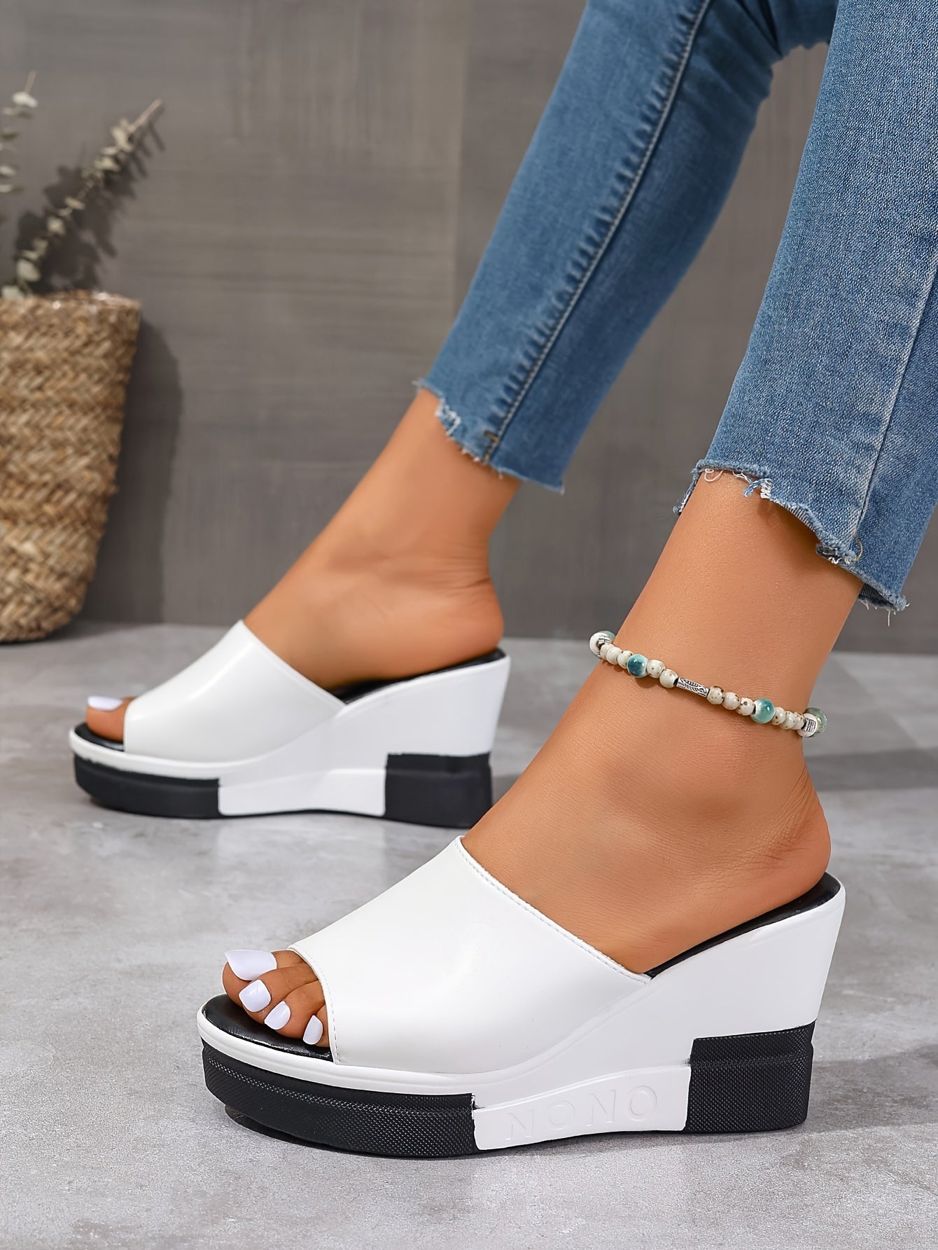 Olfat4 Wedge Sandals