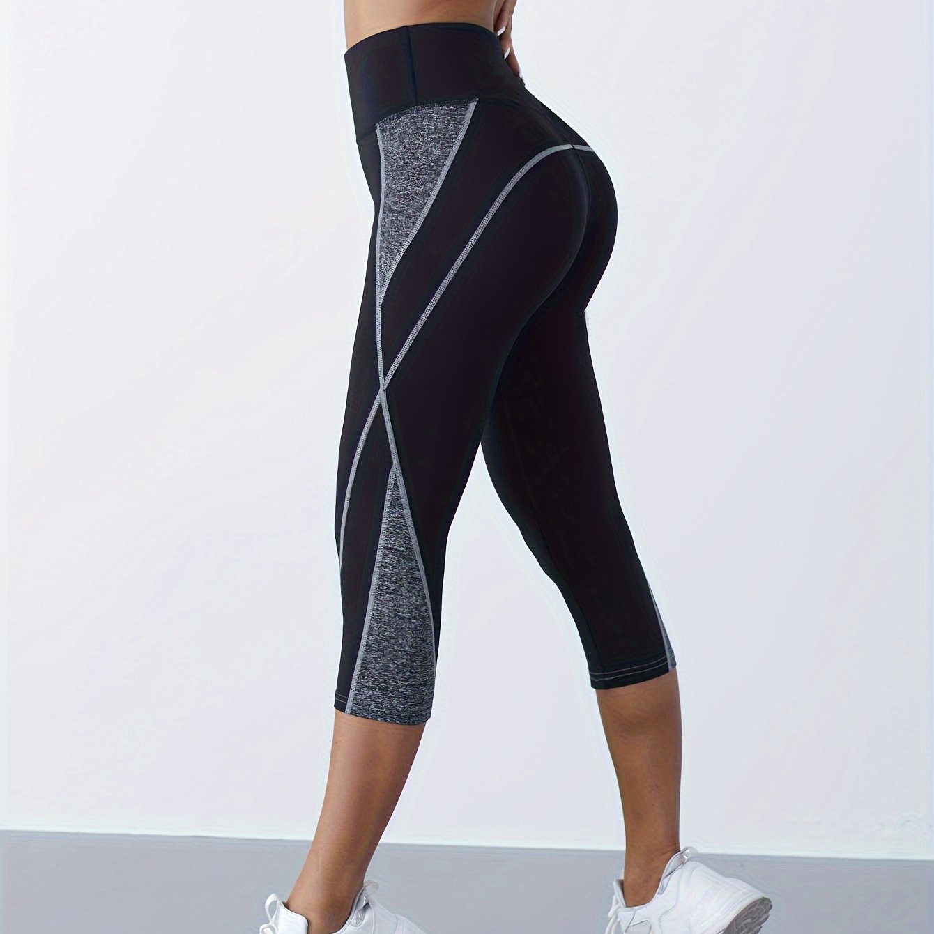 Emilia Capri Yoga Pants