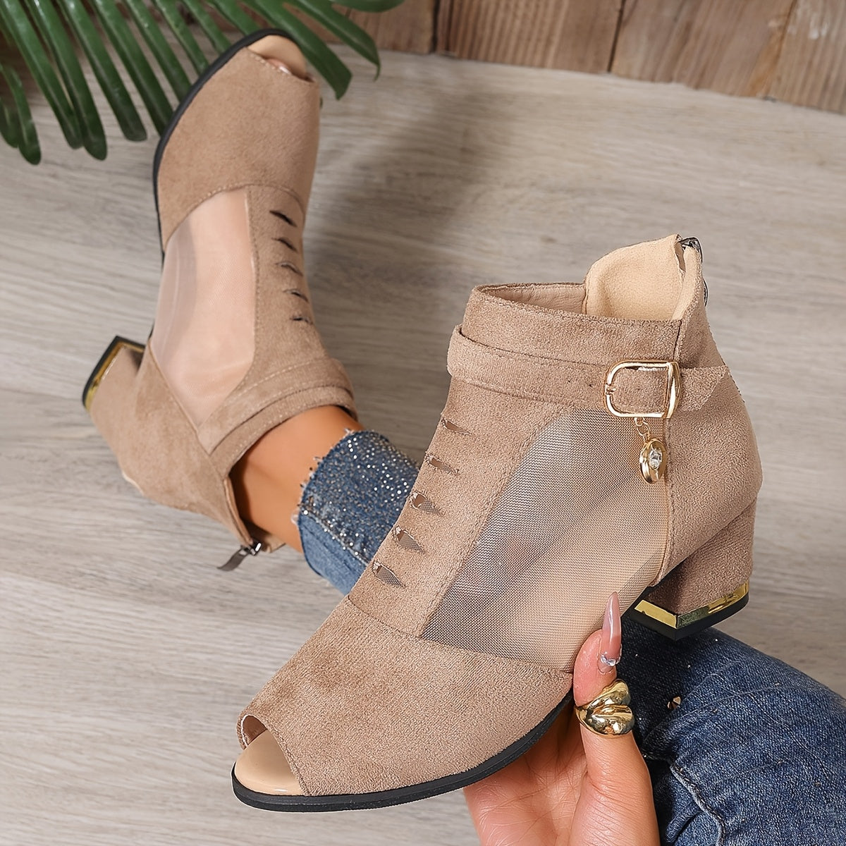 Austin10 Ankle Boots