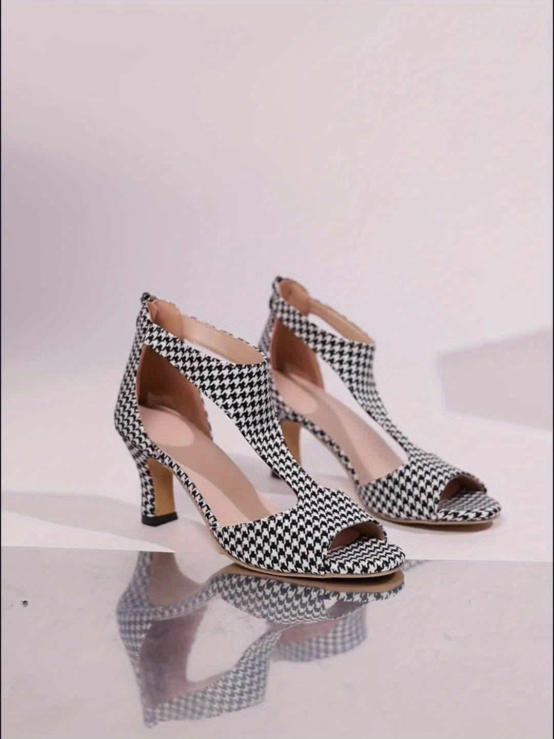 Giza Sandals