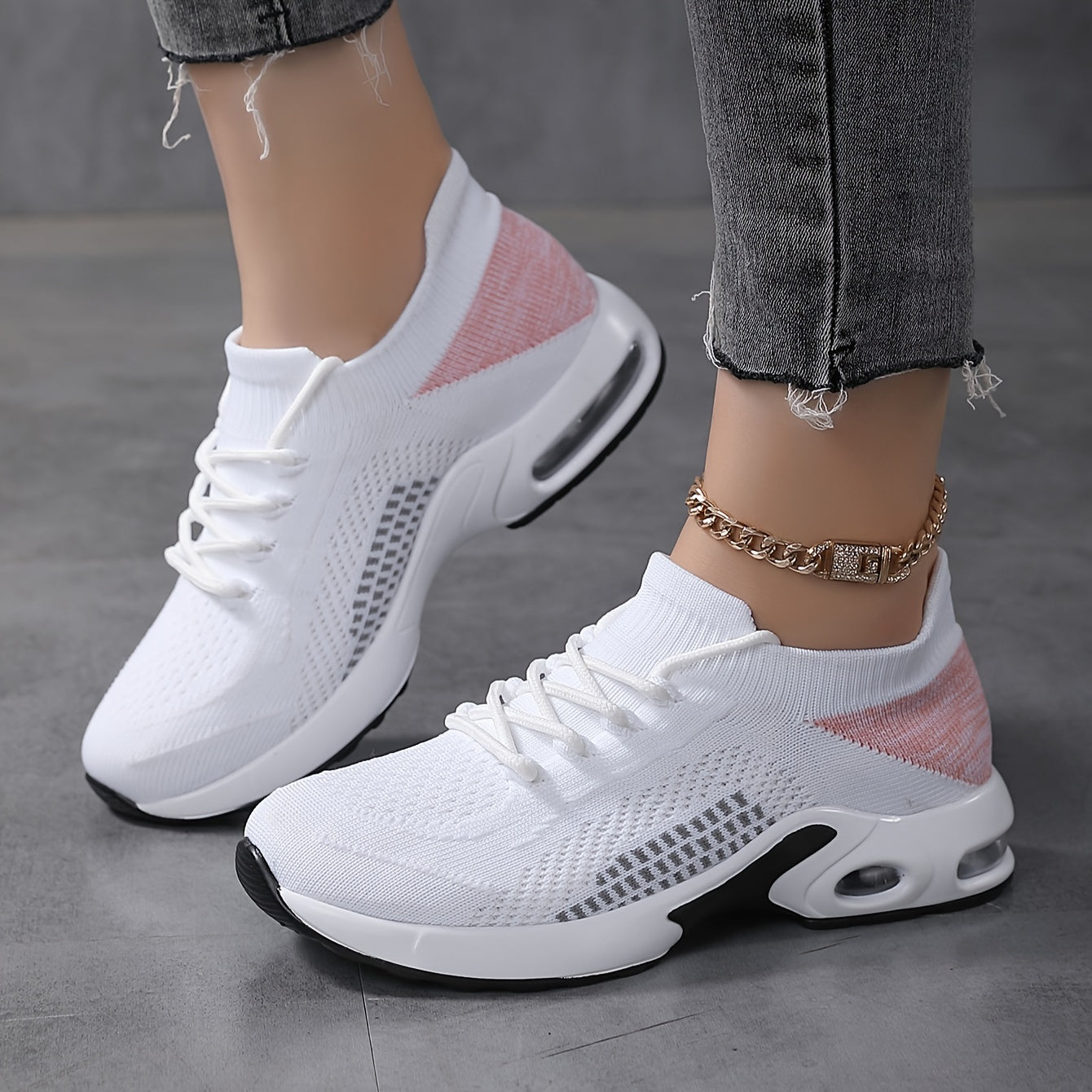 Isla Sneakers