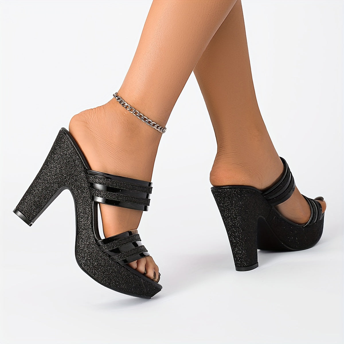 Olfat9 Chunky Heeled Sandals