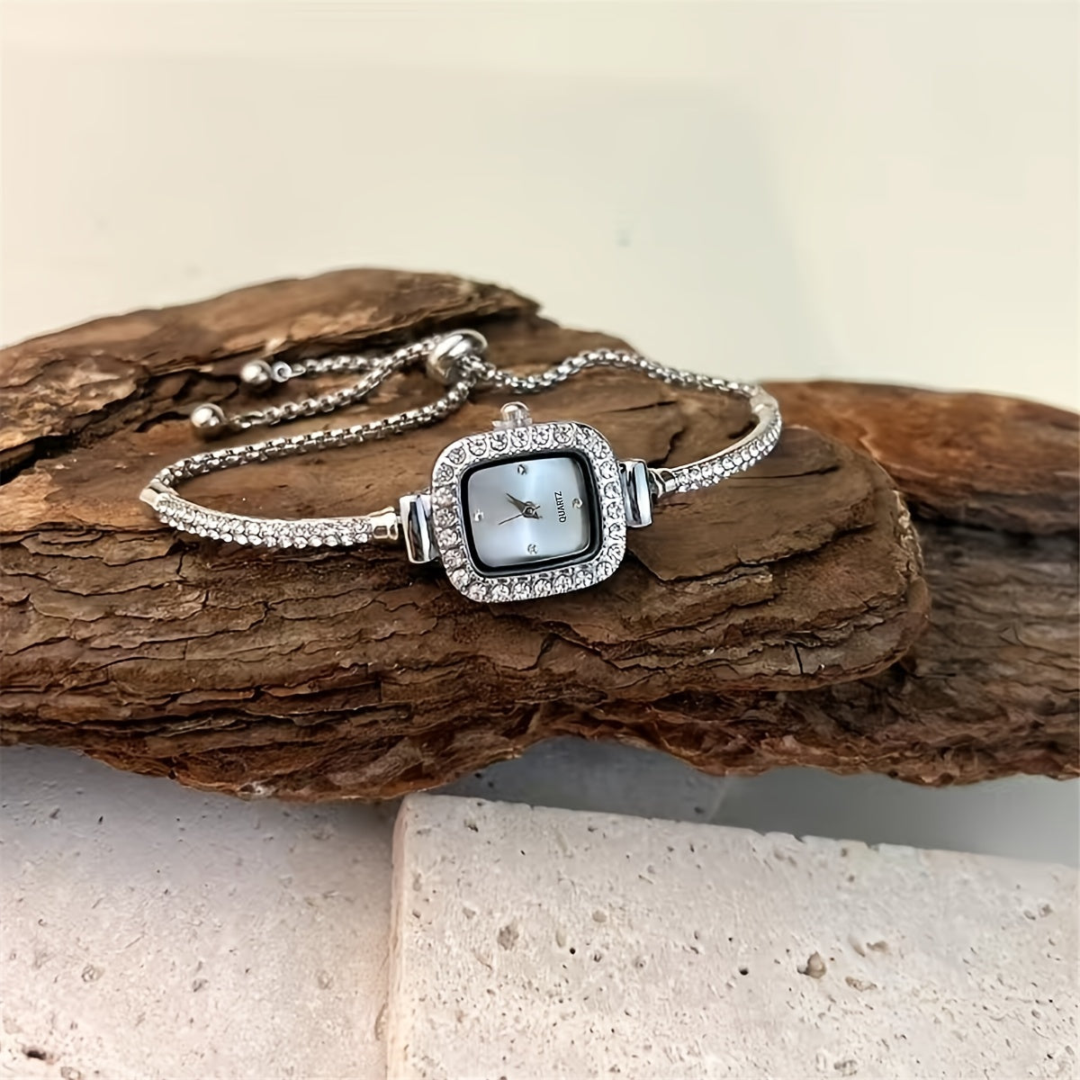 Serenity Quartz Watch