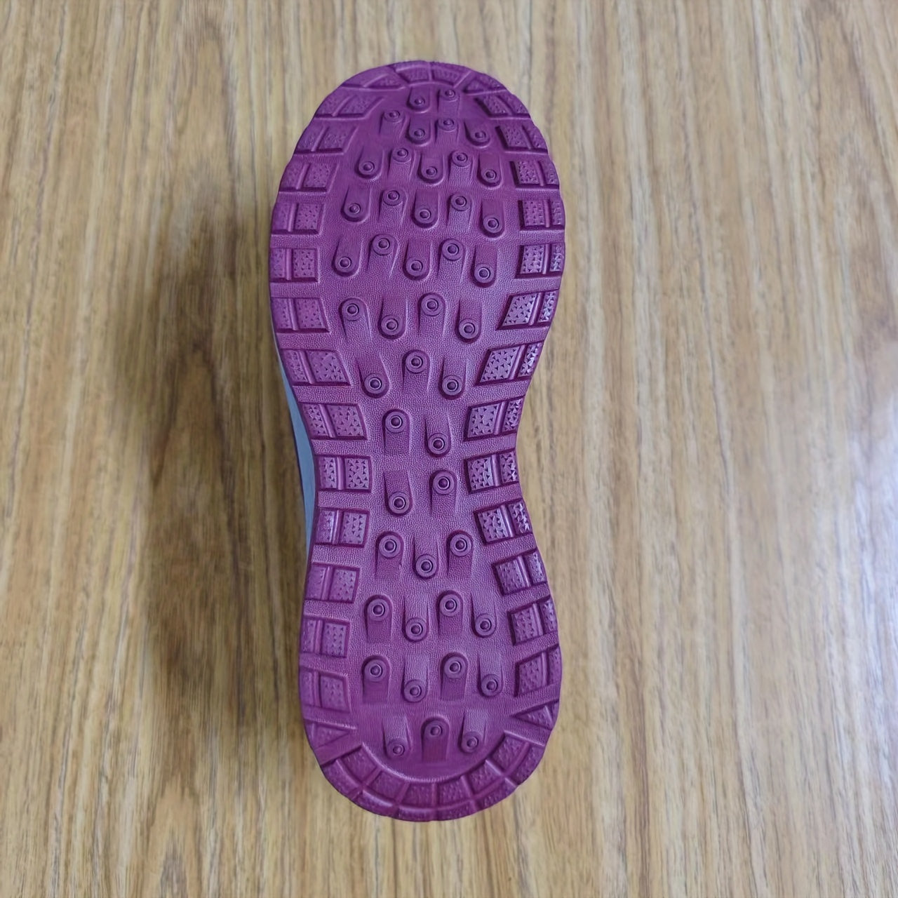 Theodosia2 Sports Shoes