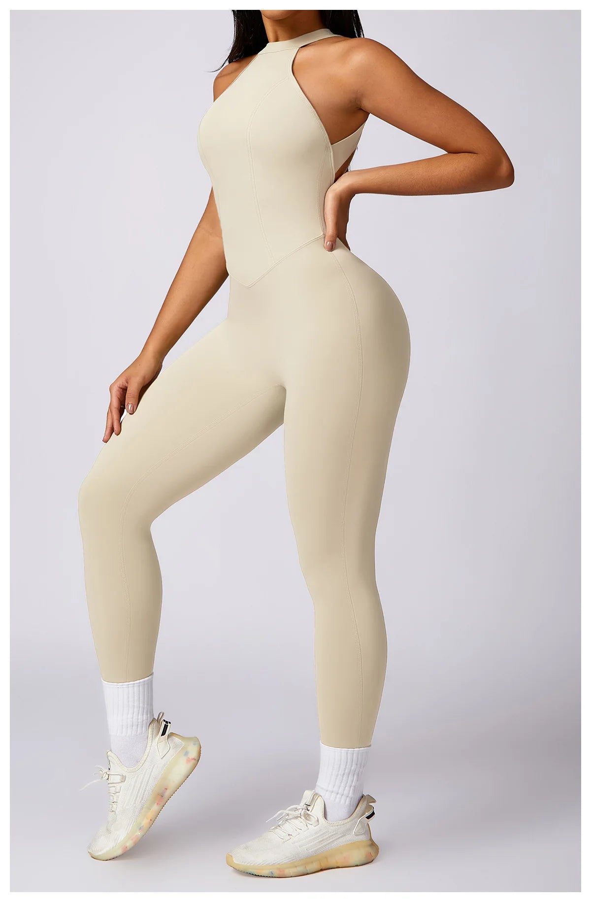 Delaila3 Backless Bodysuit