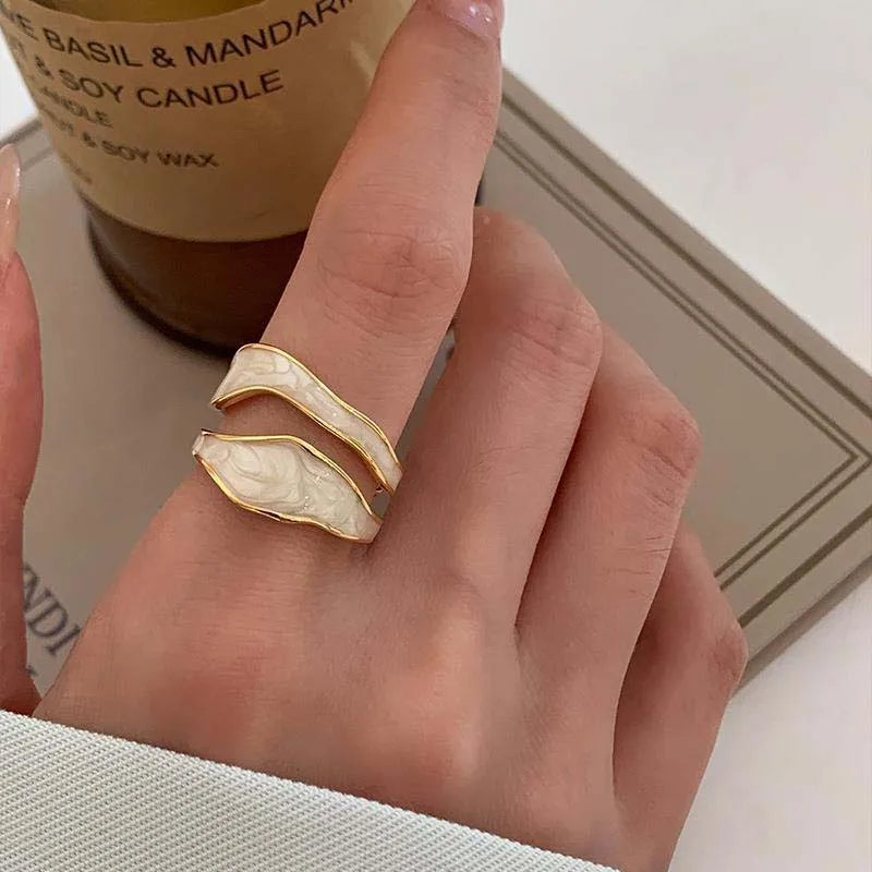 Hélène Rose Shaped Metal Opening Rings