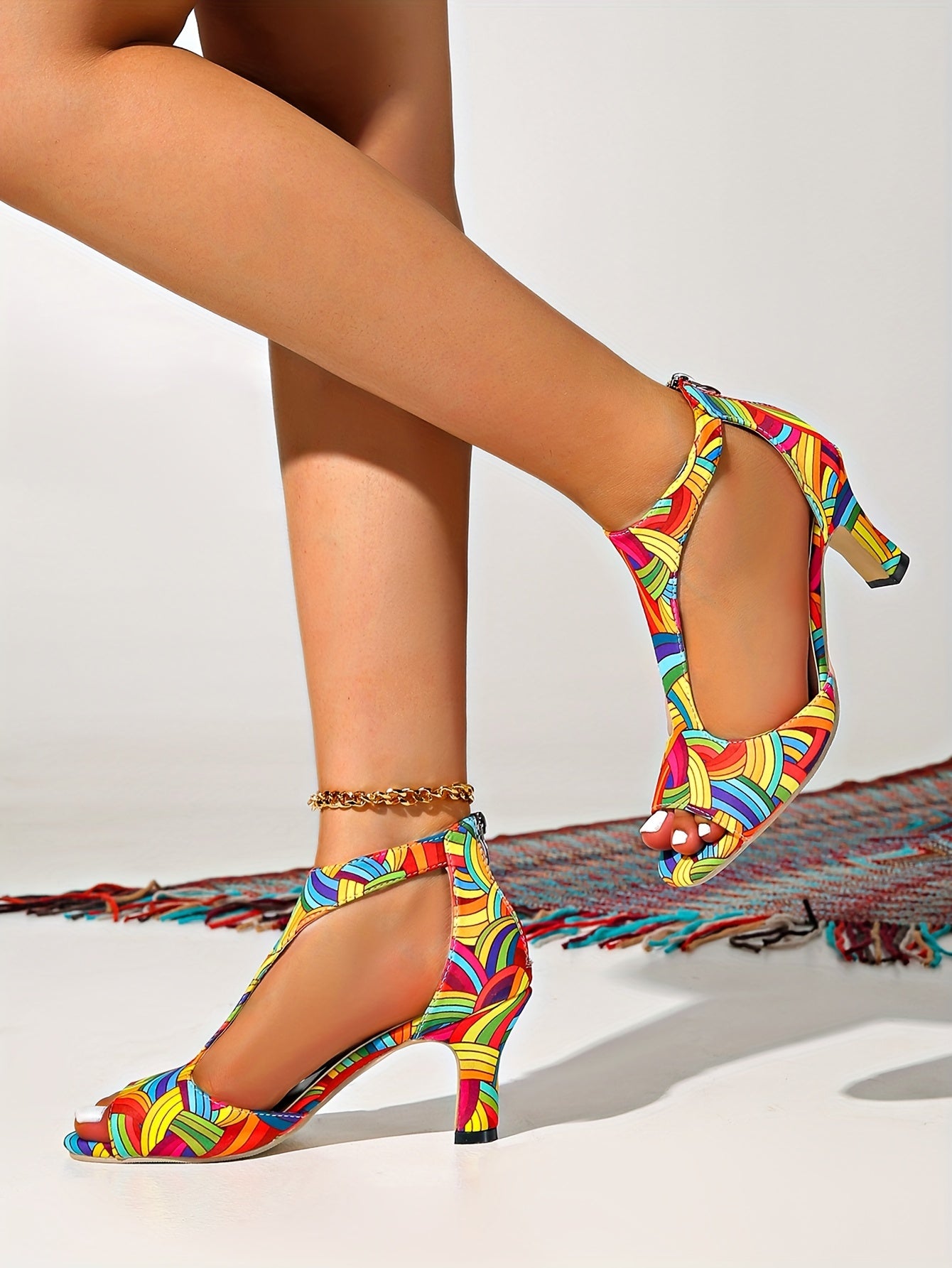Lilli7 Peep-Toe Sandals