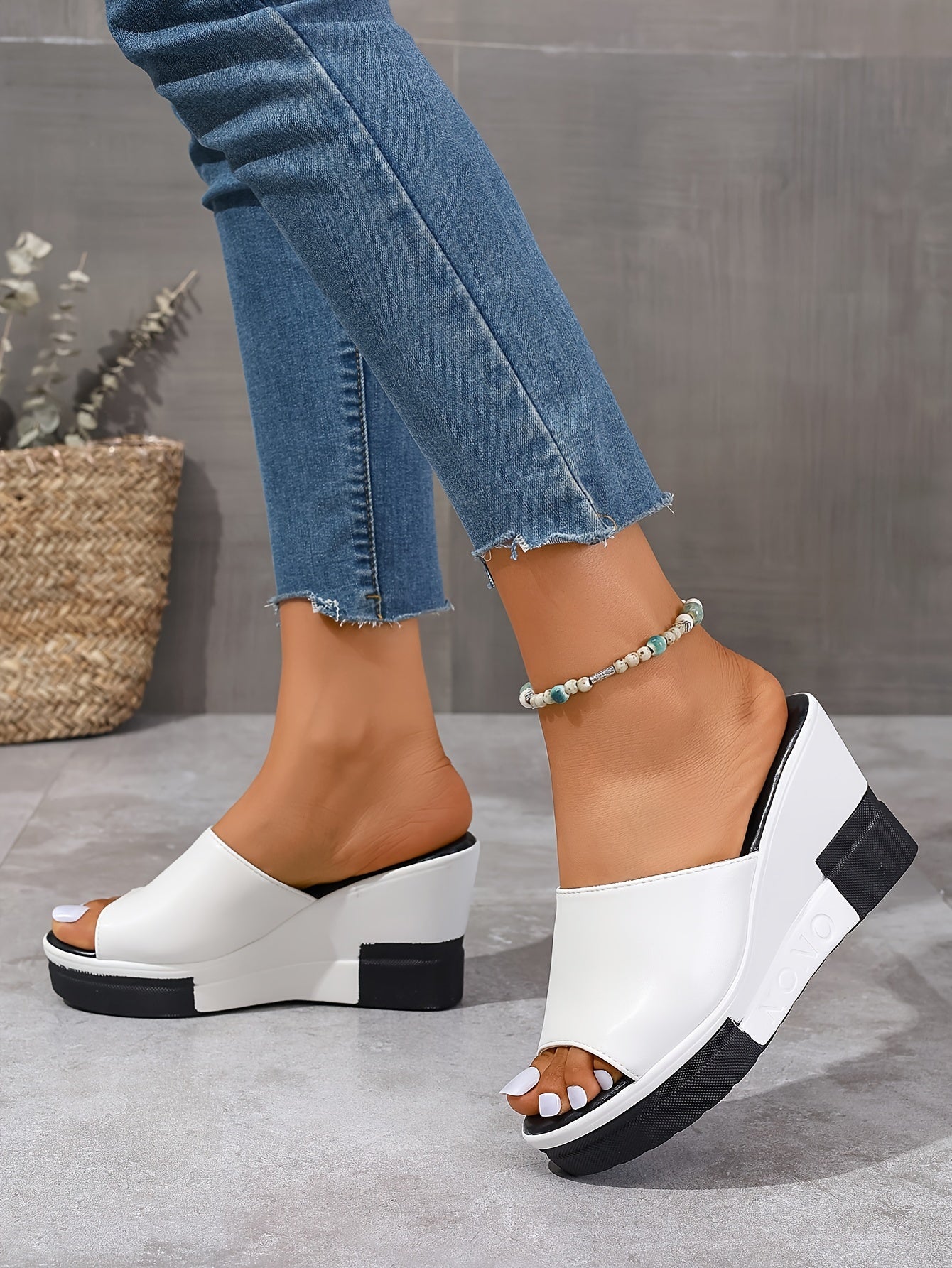 Olfat4 Wedge Sandals
