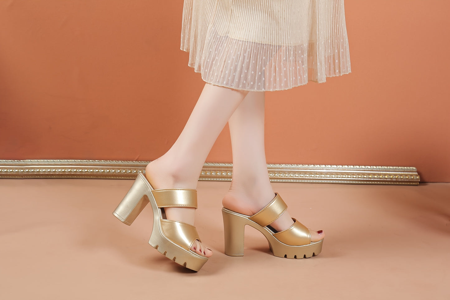 Olfat8 Heeled Sandals