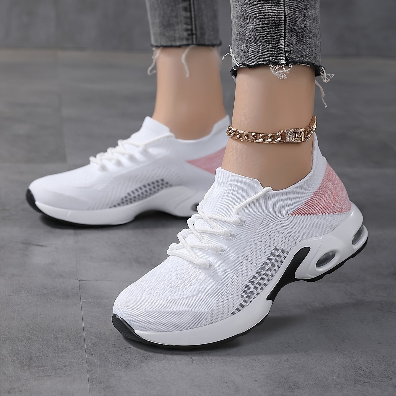 Isla Sneakers