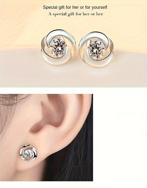 Alice Round Shaped Stud Earrings