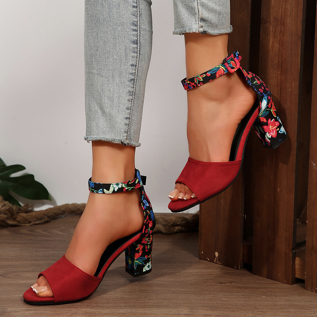 Lilli6 Heel Sandals