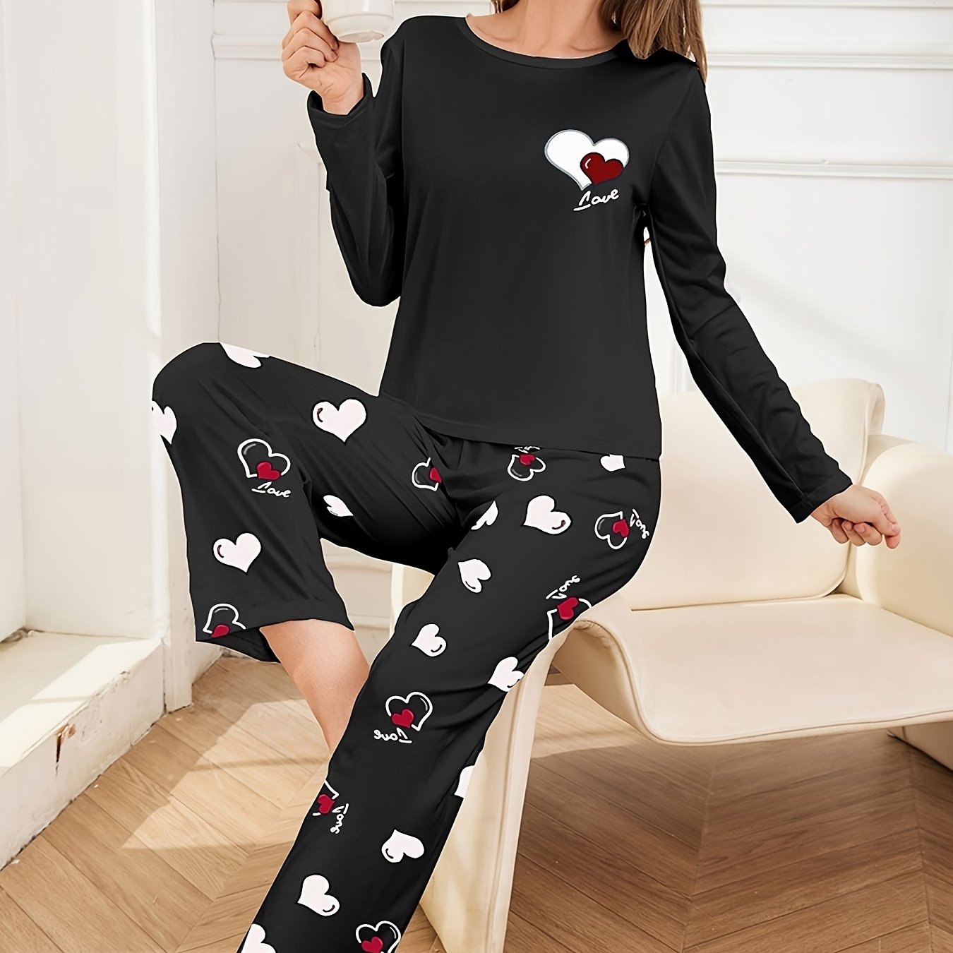 Juliette Warm Heart Print Pajama Set