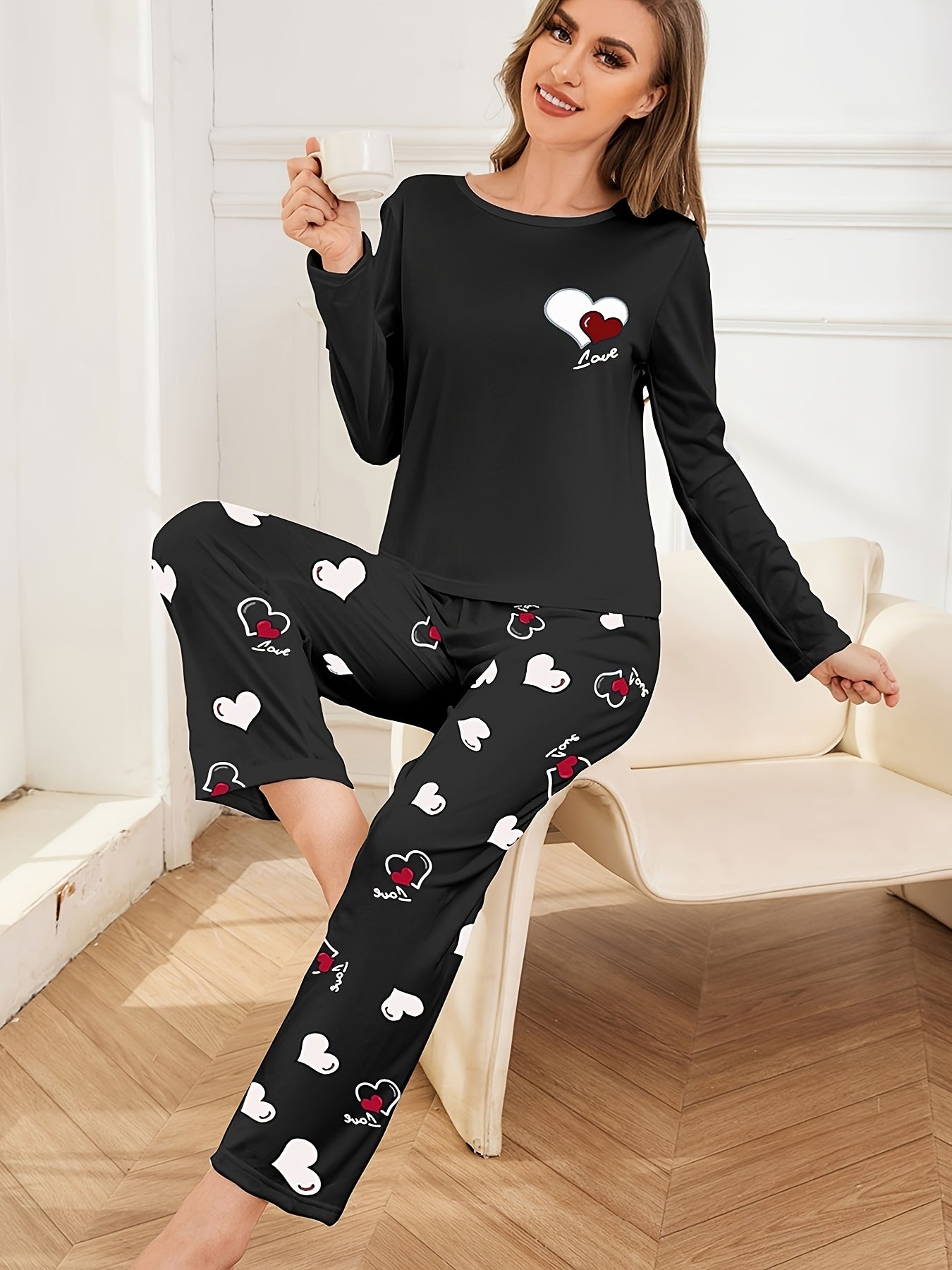 Juliette Warm Heart Print Pajama Set