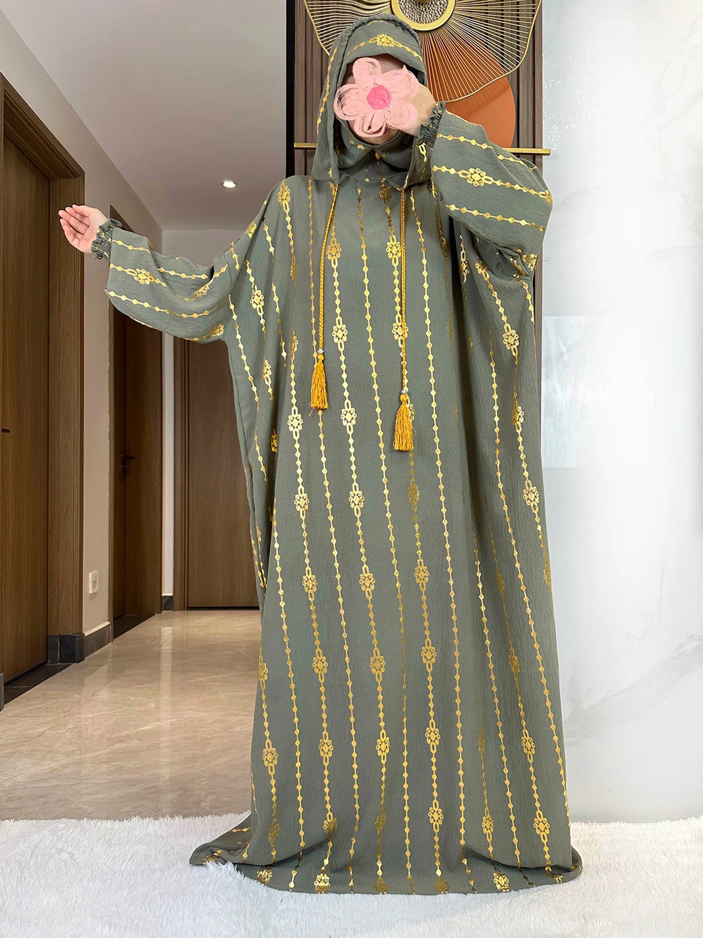 Hijra Muslim Two-Hat Abaya